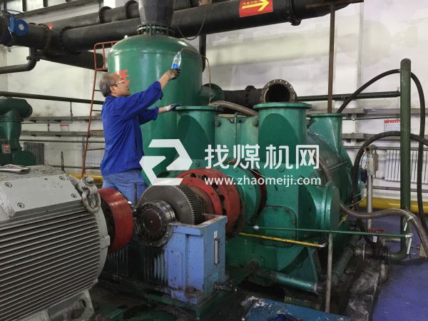 真空泵清洗除垢、全面維護(hù)